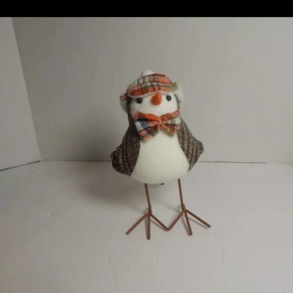 Plaid Brown and‎ White Bird Decor